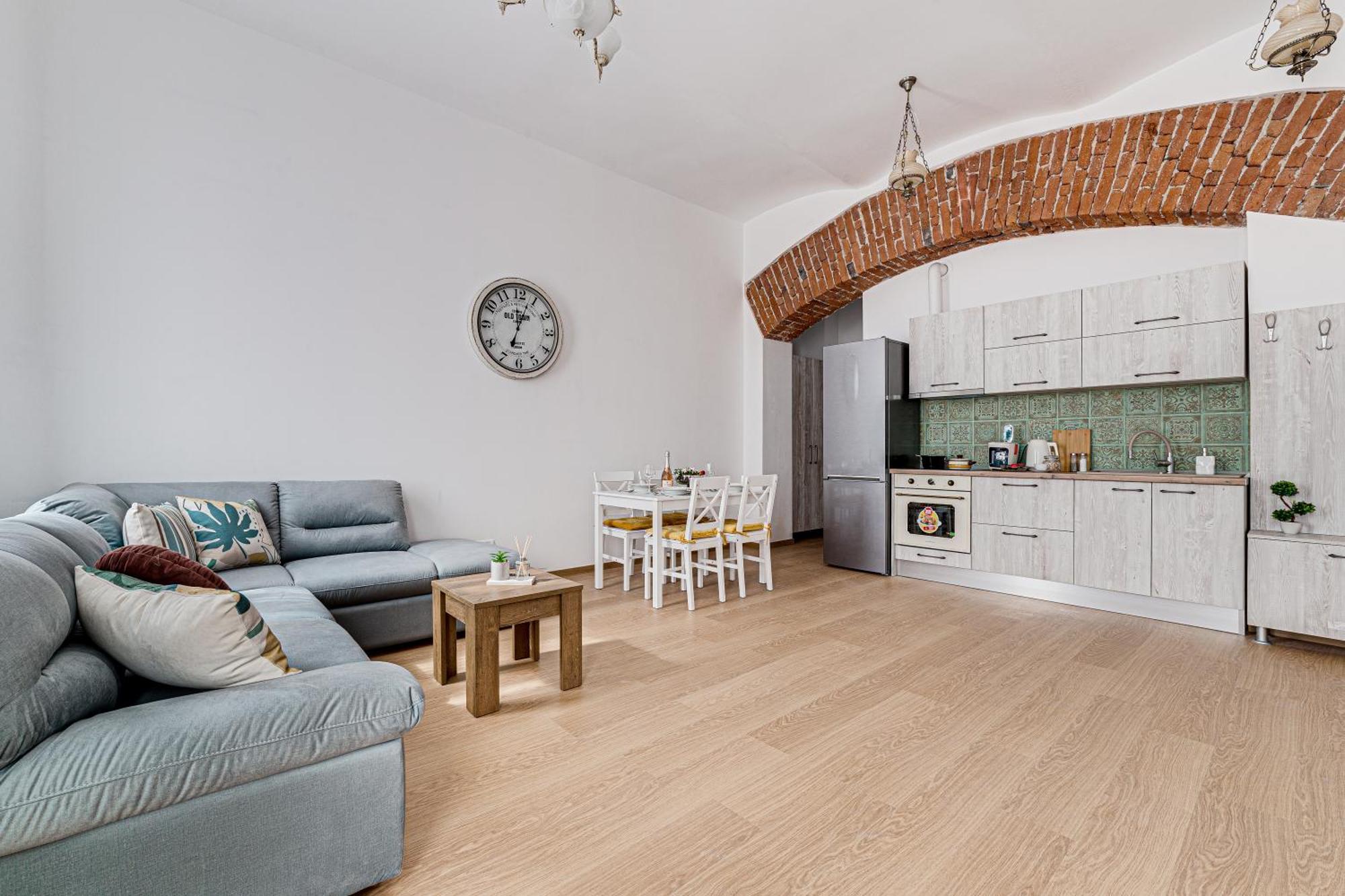Ari Central Grand Apartments - Luxurious Stay Arad Kültér fotó