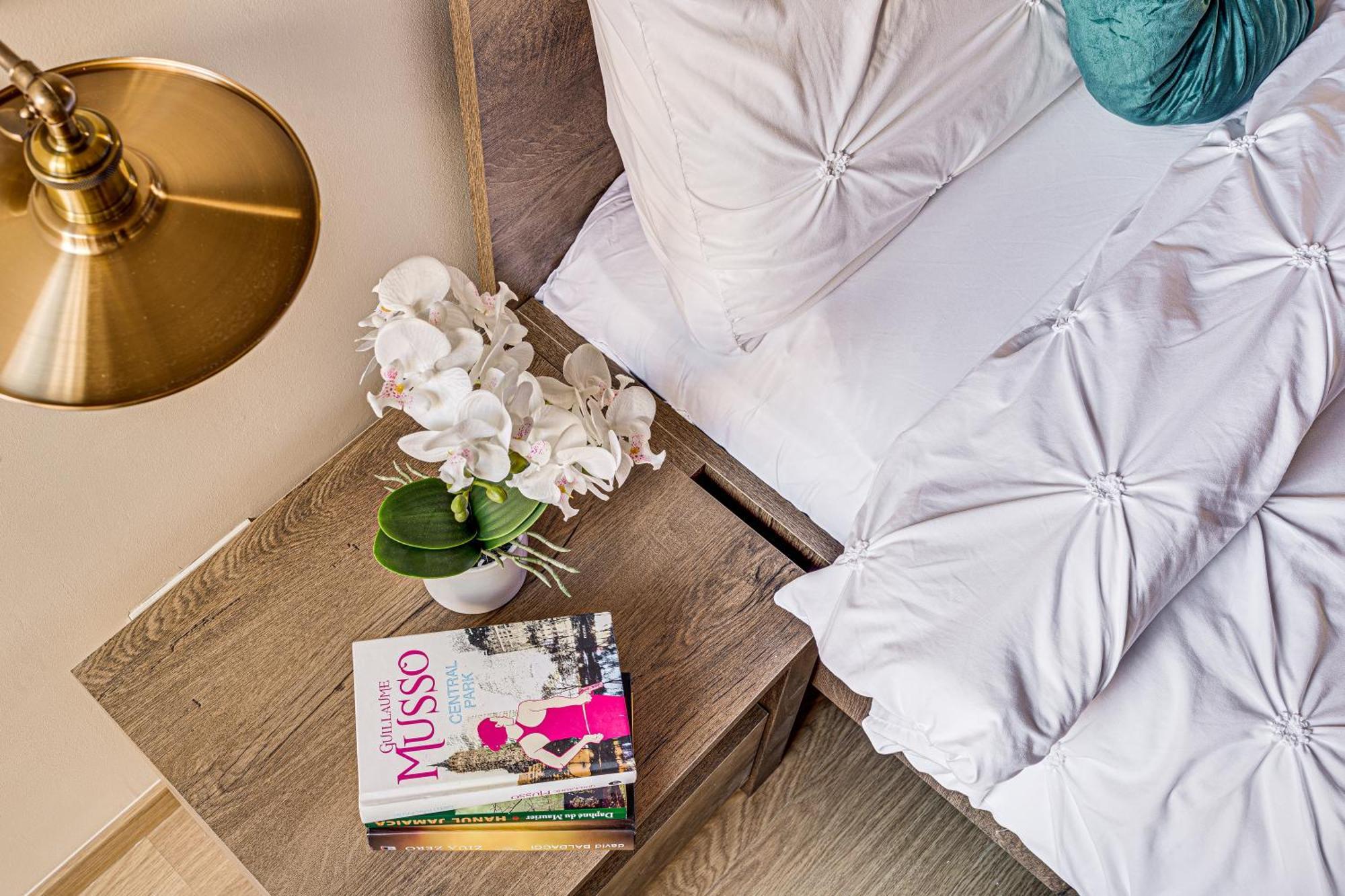 Ari Central Grand Apartments - Luxurious Stay Arad Kültér fotó