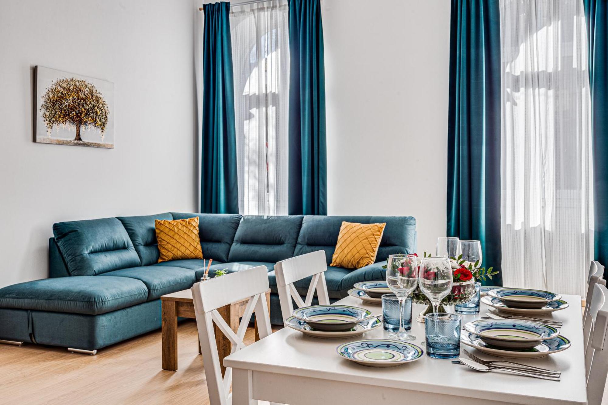 Ari Central Grand Apartments - Luxurious Stay Arad Kültér fotó