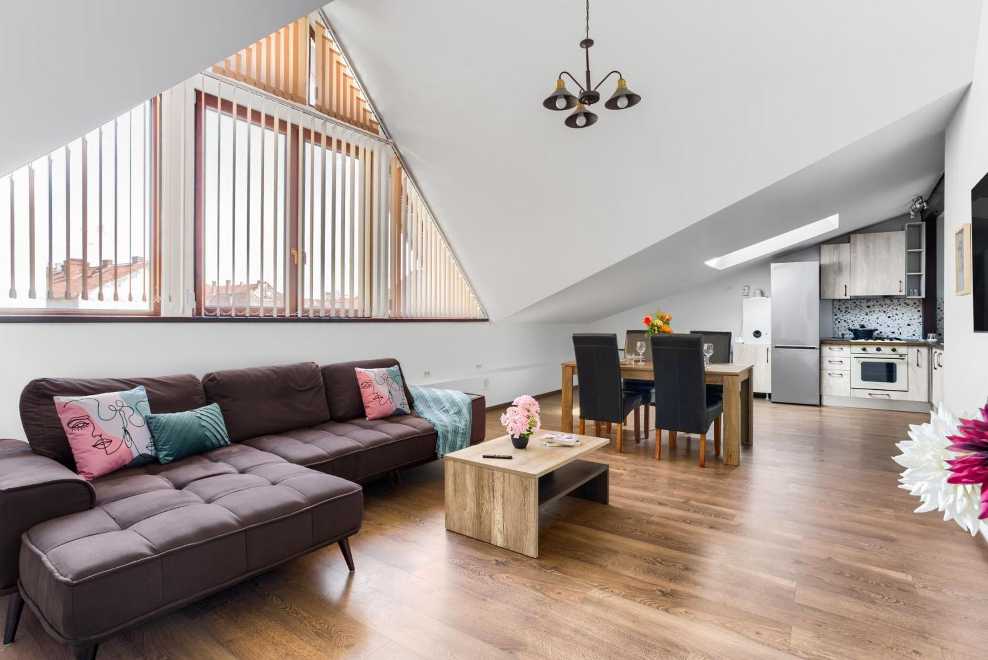 Ari Central Grand Apartments - Luxurious Stay Arad Kültér fotó